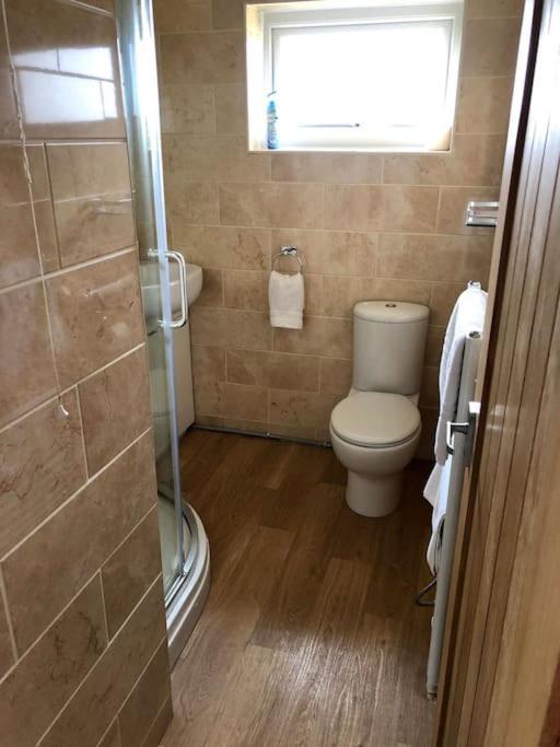 Coastal Bungalow, Sleeps 5 And Ideal For Walkers Amlwch Exterior photo